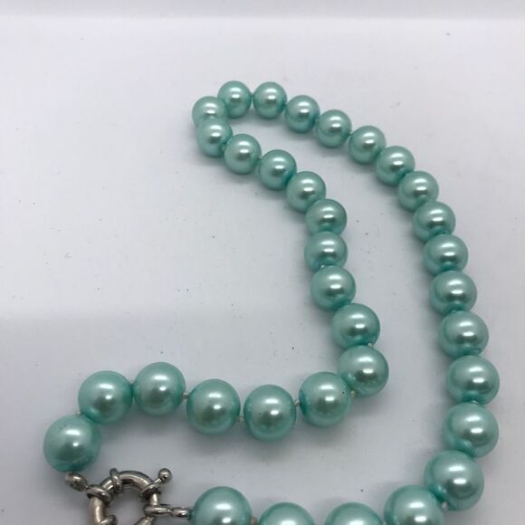 Statement Pearl Necklace Hand Knotted 18 Inch - Picture 4 of 7